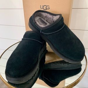 UGG Classic Black Slippers